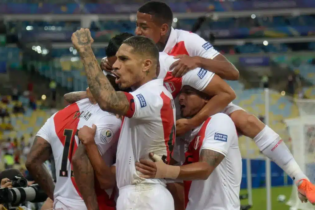 Pronósticos Uruguay vs Perú